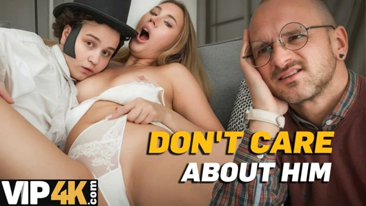 MATURE4K. Kocam izlerken boşalmayı seviyorum