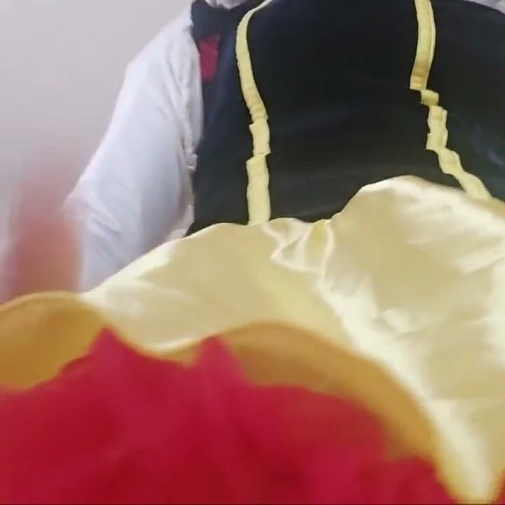 Pek soylu prenseslere benzemiyorlar...