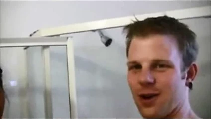 Seksi düzgün vücutlu orta yaşlı seksi kadın ev yapımı