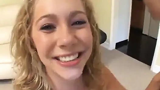 Büyük memeli sarışın seks kölesi kaldırabildiği kadar alıyor