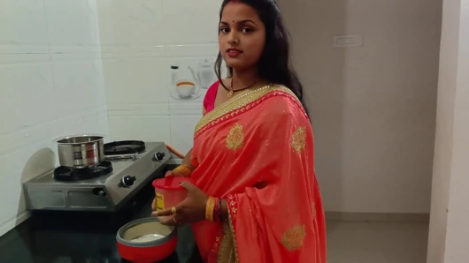 Rhea, the newlywed bride, was making pudding in the kitchen when the brother-in-law grabbed her from behind and had sex.