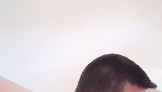 Genç erkek arkadaşımı ye ve kapa çeneni