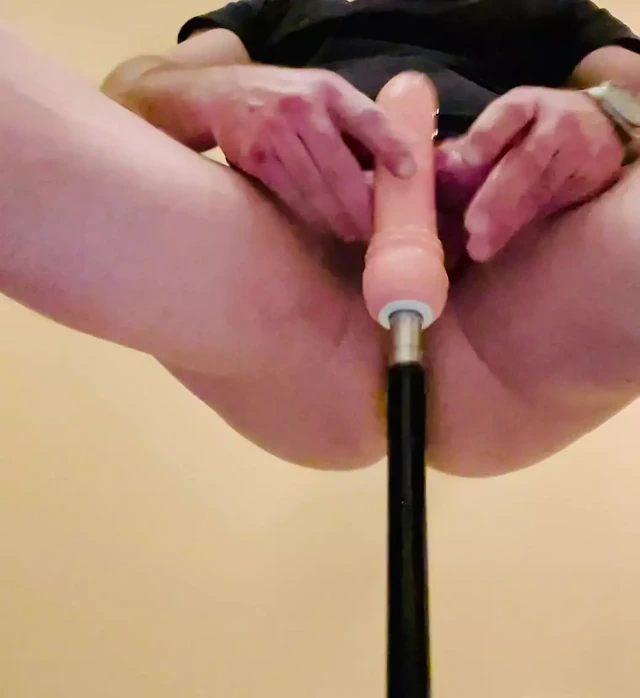 Sert sikiş makinesi