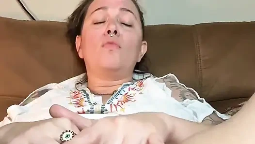 Sigara içen fetiş orta yaşlı seksi kadın mastürbasyon