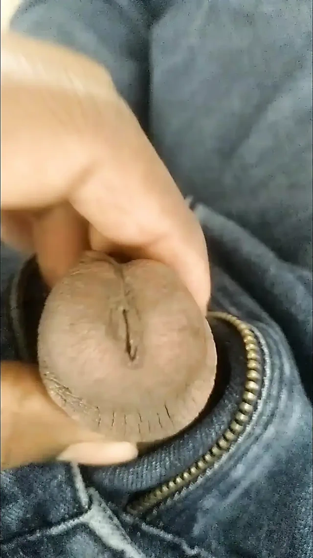 Bbig yarak odada sert mastürbasyon