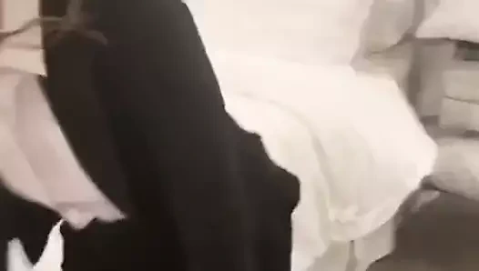 Mağazada ateşli göt.