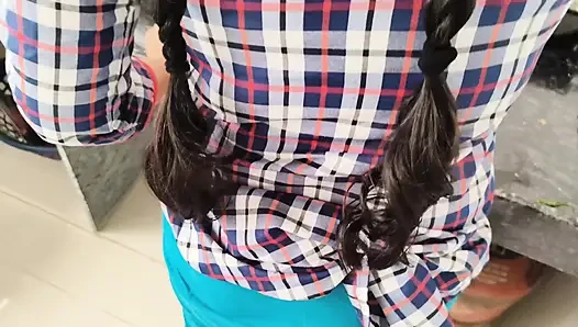 Hintli güzel kız sıkı ilk kez xxx videolar, desi güzel köylü kızı seks videoları