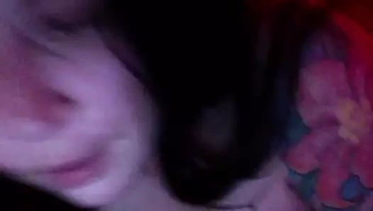 Büyük memeli bebek kamerada