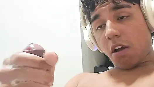 Pumping my milk the way I like it so much