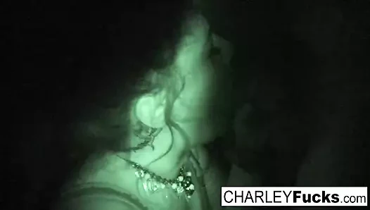 Charley'nin gece görüşü amatör seks