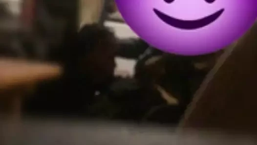 Boğazını sert sik