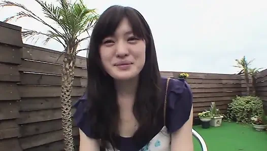 Ateşli Japon kıllı sürtük güzel bir yarak alıyor