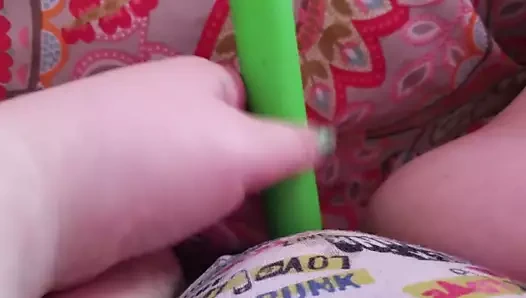 Külotumun üzerinde oynarken inliyor