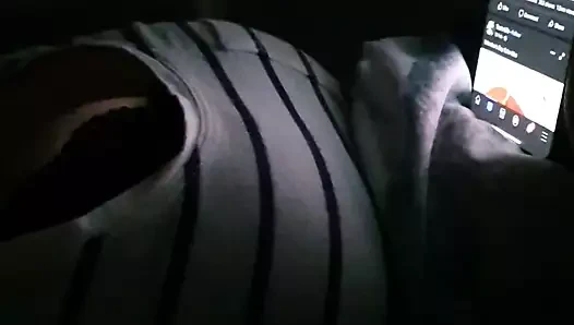 Üvey hadi üvey oğlu sikme ona ve boşalmak üzerinde ona dev memeler