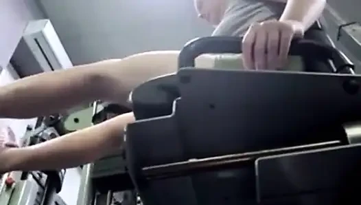 Spor salonunda aşırı fışkırtma