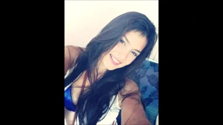 ME LEVANTA LAS PIERNAS Y ME LA METE POR EL CULO