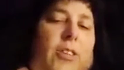 Ssbbw bana seksi video gönderir