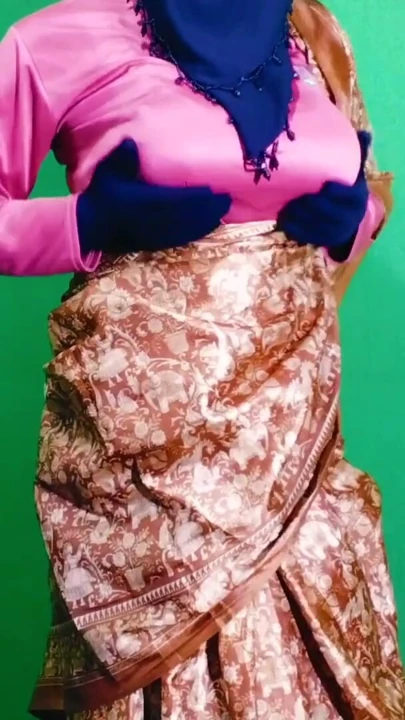 Arkadaşının karısıyla çok güzel ve seksi bir sari giyerek seks | Bölüm 2