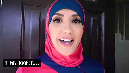 Arap sürtük chloe amour kirasını ödemek için ev sahibinin horoz alır