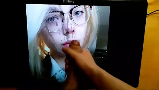 Elle fanning gözlük haraç içinde kesinlikle çok güzel görünüyor