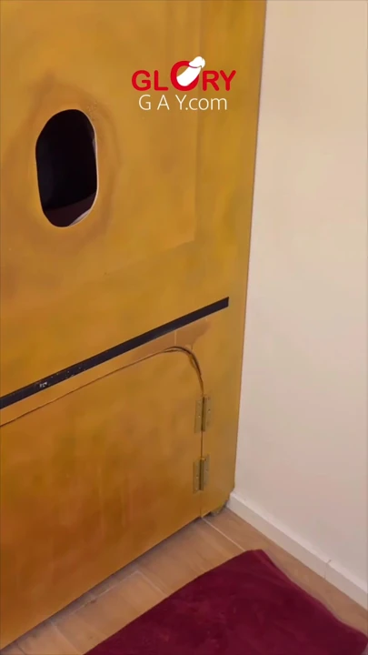 Sadece çabucak işemek istedi... ve sonra bir gayzer gibi sıçrar