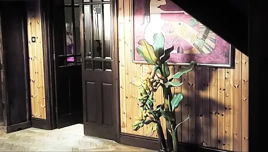 Sarışın piliç iç çamaşırını giyiyor ve bu uzun yarağı alıyor