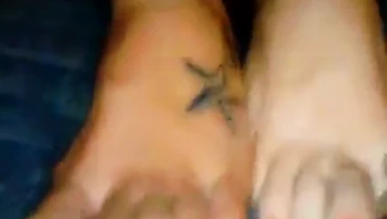 Metres t ve amanda çift footjob