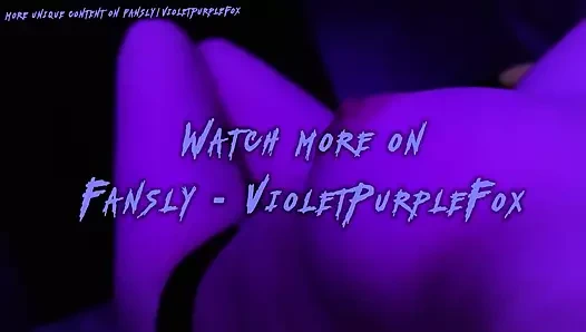 Ateşli genç sarışın duş sonrası arkadaşının sikini emiyor