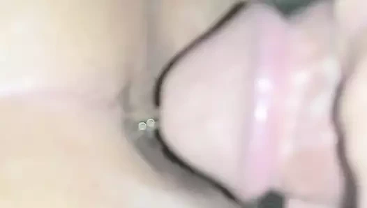 Karımın götüne işiyorum