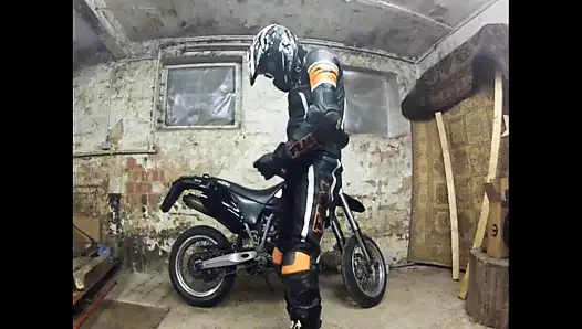 alobiker ktm wank