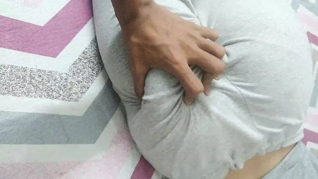 Komşumun kızını siktim