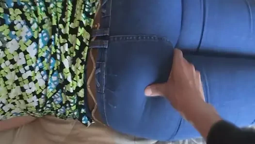 Karımın büyük kıçından zevk almak - dusfrutando culo esposa