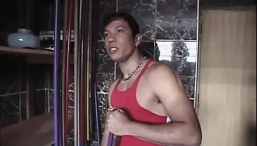 Siyah ve beyaz trans anal... yarağa boşalma