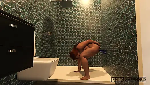 Что некоторые женщины делают, когда они одни