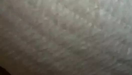 Ssbbw sürtük işiyor ona diaper