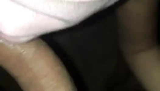 ma salope aime trop me sucer la bite