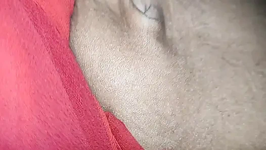 Hintli kız erkek arkadaşıyla ilk kez xxx yapıyor.