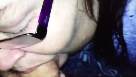 Büyük şişman sikme benim geniş horoz emme