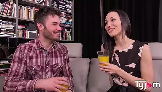 Süper seksi anal kraliçe lilu moon gets zevk itibaren hardcore anal seks