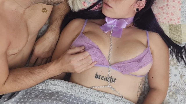 Sana şimdi sikimi emdirdim: büyük memeli kız için güçlü titreyerek orgazm