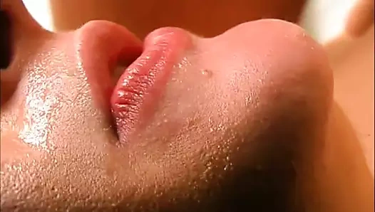 Puttanone da monta bella e rotonda