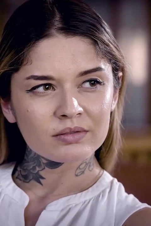 Saf tabu Vanessa Vega'nın çaresiz ameliyat plea'sı Dr. Brown'un uğursuz ham sikiş anlaşmasına ateş ediyor