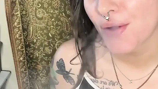 Koltuk altı ibadeti ve chery ağaçlarıyla sigara içme