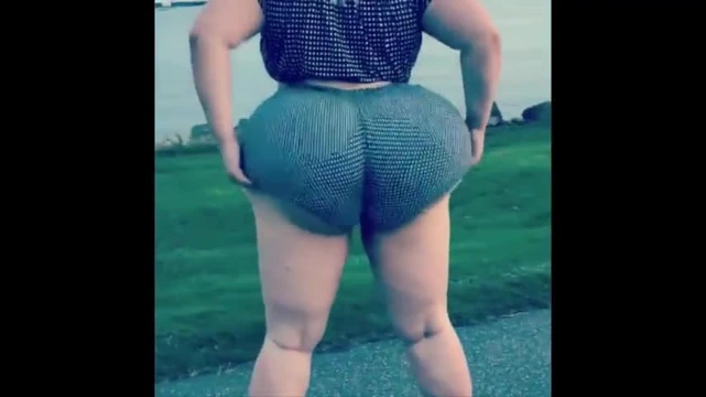 Tüm sahte natasha taç