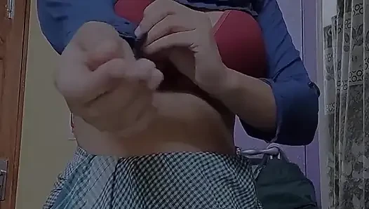 Seksi göğüslerim