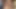 Yarak seven Asyalı ladyboy kanepede büyük beyaz bir yarağı yutuyor