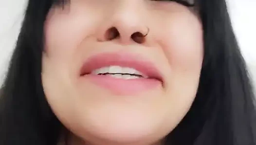 Genç skunk mastürbasyon yapıyor