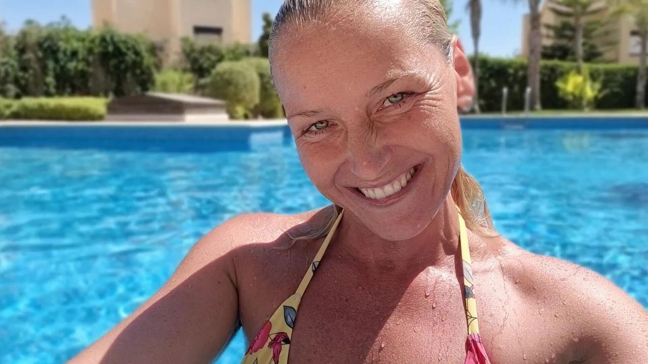 Вы не хотите пропустить мои ГОРЯЧИЕ ВИДЕО и ФОТОГРАФИИ!! Подписывайтесь на мой канал с XHAMSTER и не пропустите его!!