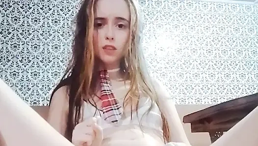 Hepsi seks oyuncaklarıyla ve yüzümü gösteriyor 2