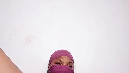 Klitorisimi Çok Sert Parmaklıyorum